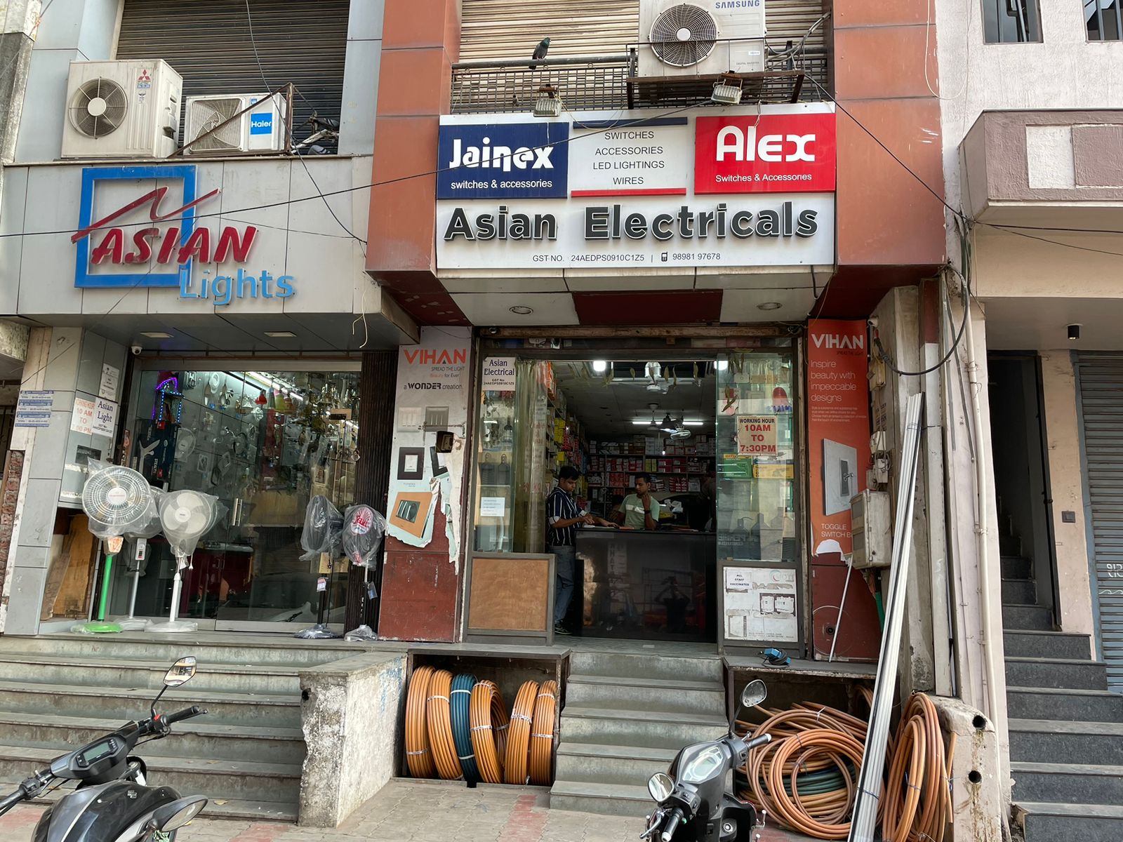 Ceiling Fan Dealers Crompton Greaves (Authorised) Near Me In Surat